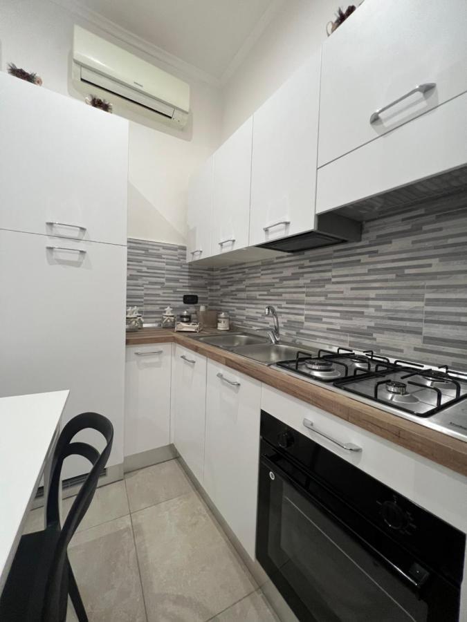 Silvana Appartamento Naples Exterior photo